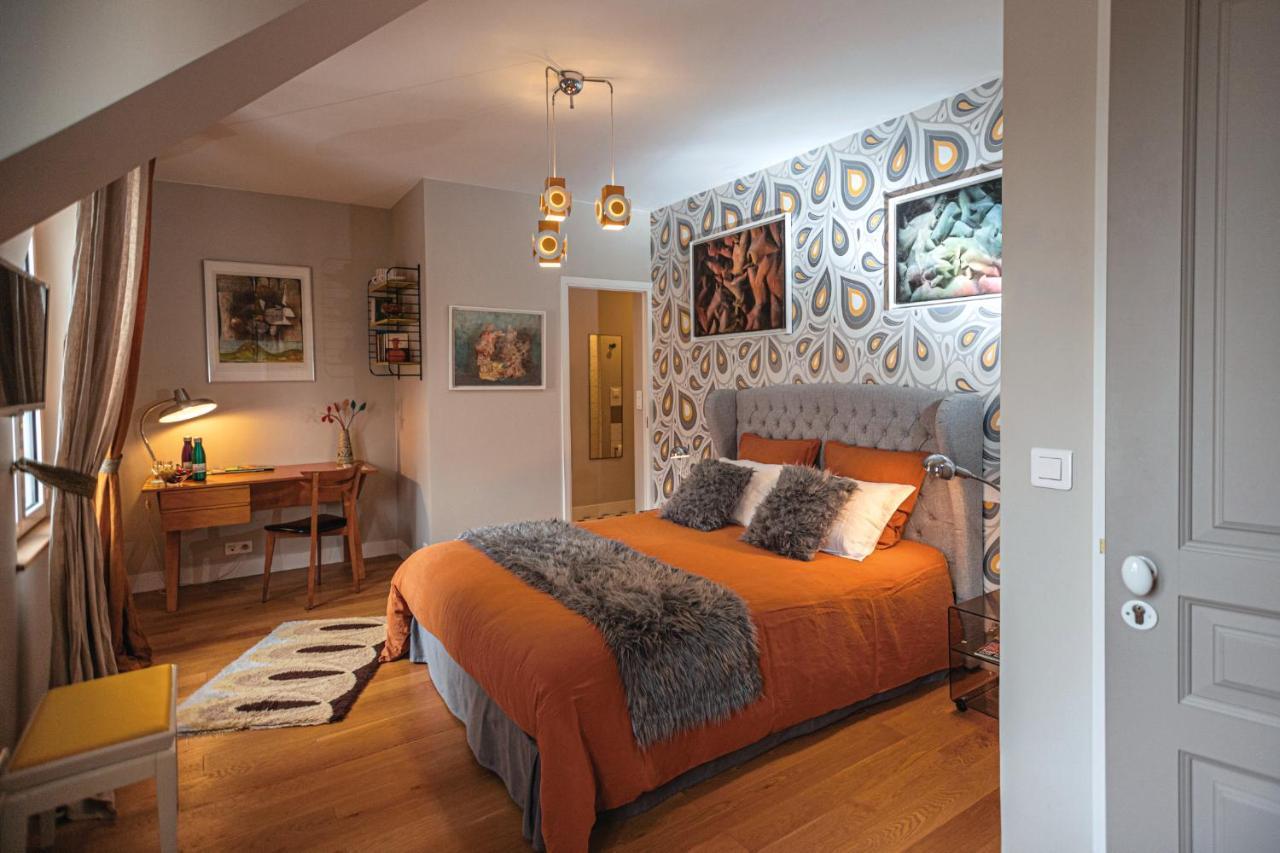 Le Jardin Des Toiles Hotel Triel-sur-Seine Bagian luar foto